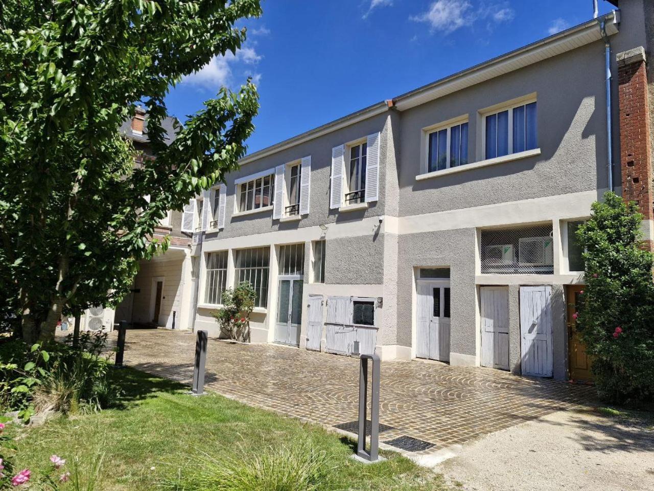 Metamorphose Champenoise Apartment *